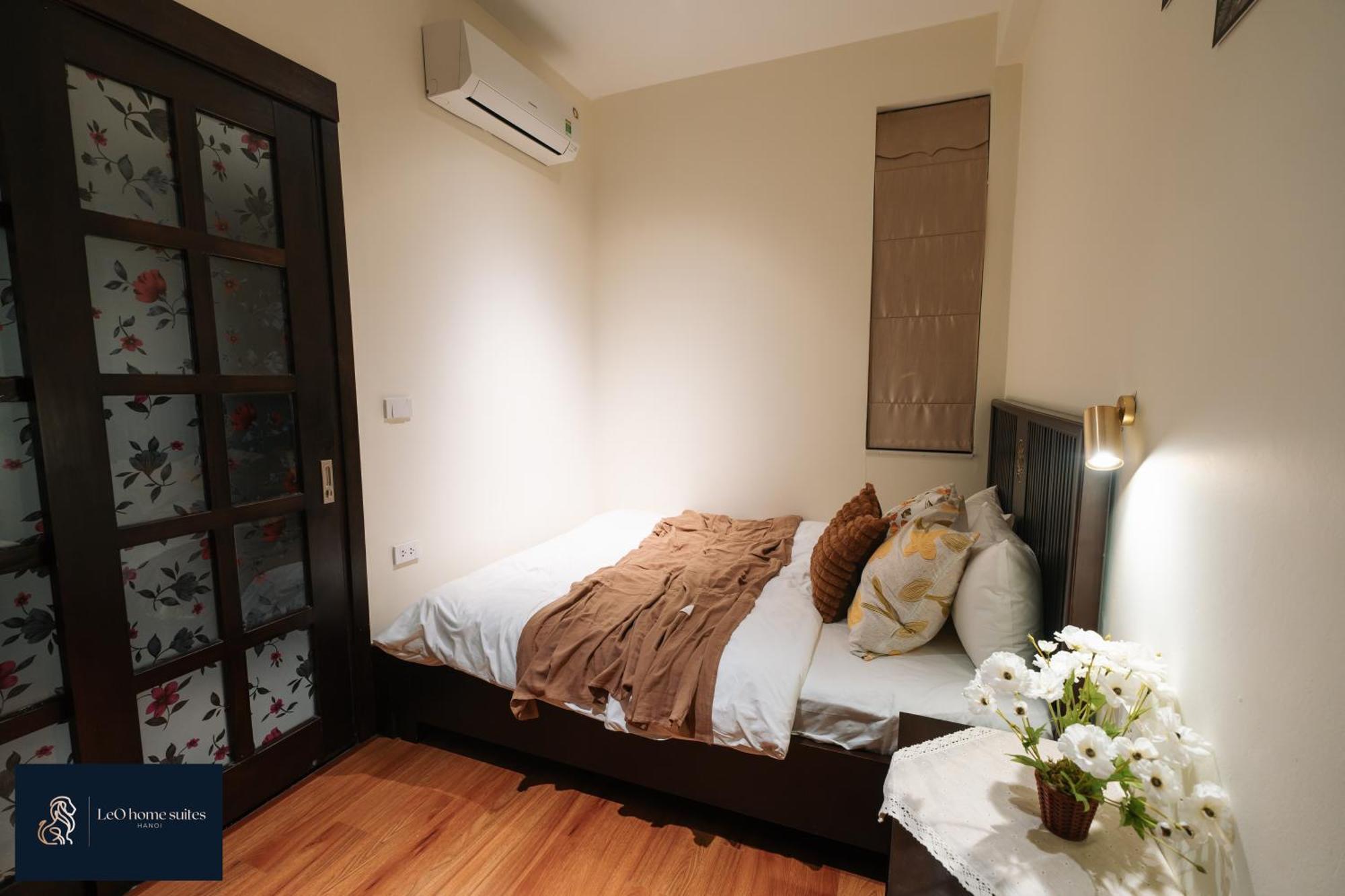 Home Suites -Natural Light -Projector -Spacious - 2Br Incenter Hanoi Exterior photo